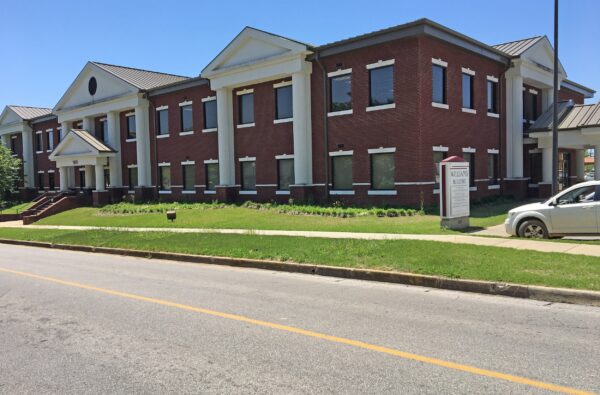 35,000 SF Medical Office Building For Sale in Anniston, AL